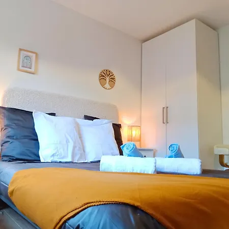 L'armaillis Apartment *